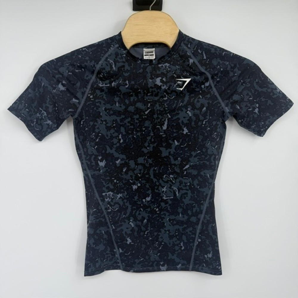 Gymshark Men's Small Apex Camo Compression Gray Black Short Sleeve Shirt